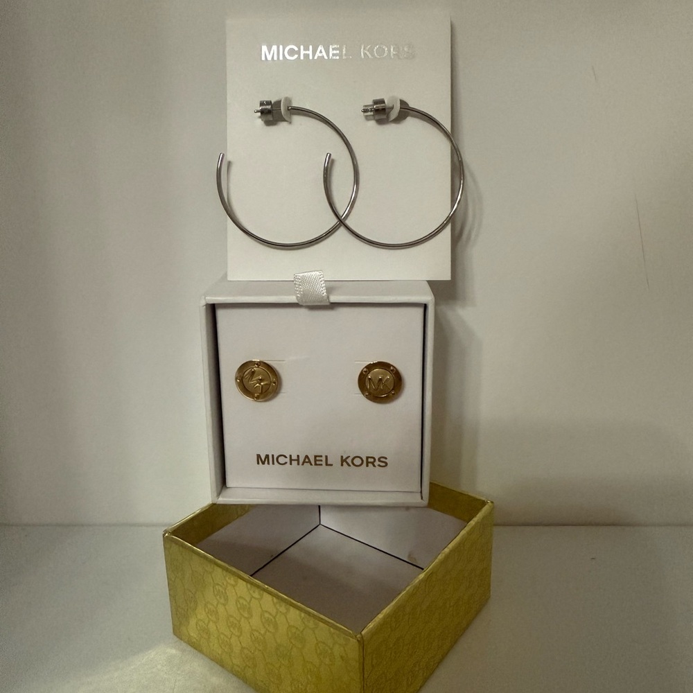 Michael Kors Earring Duo - Picture 2 of 3